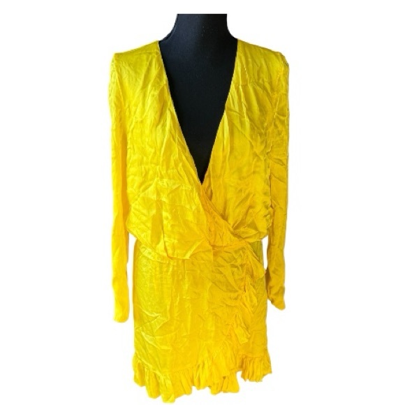 NWOT Dahlia Bianca Yellow Wrap Ruffle Mini
Dress Size M/L - Picture 1 of 5
